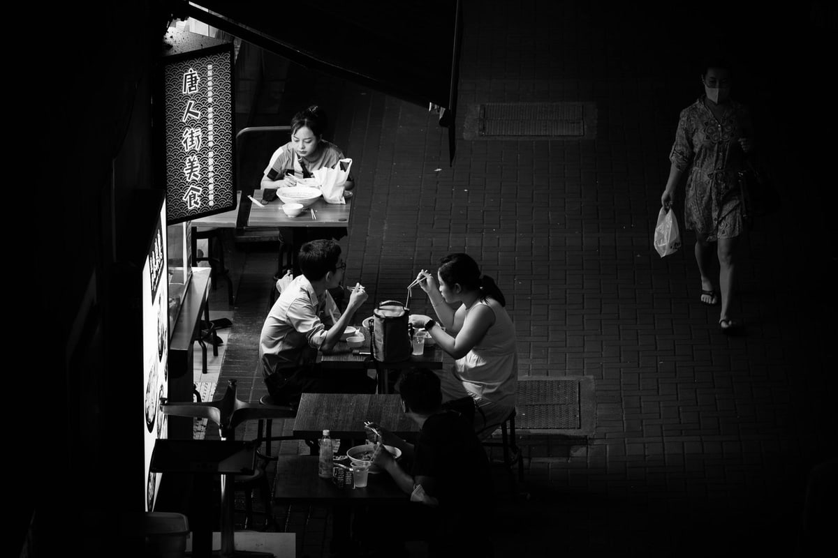 Skinny’s Lounge in Singapore